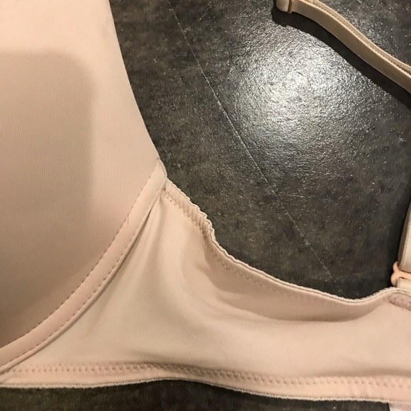 Victoria’s Secret PINK Push-Up Bra 34C - Picture 2 of 5